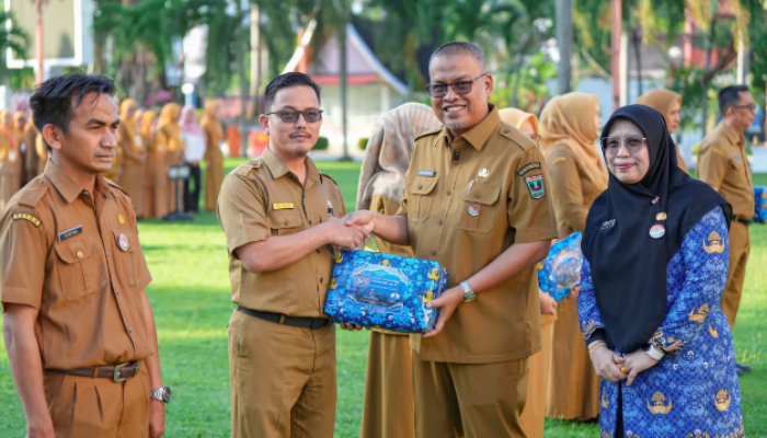 ASN Calon Jemaah Haji Sumbar Dilepas, Sekda Tekankan Integritas
