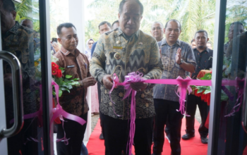 peresmian podcast asahan cerdas oleh bupati asahan di dinas pendidikan