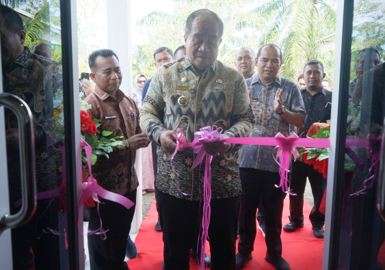 peresmian podcast asahan cerdas oleh bupati asahan di dinas pendidikan