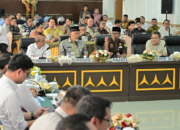 rapat percepatan tol pekanbaru padang di kejati sumbar bersama gubernur dan kementerian pupr