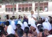 Bupati Asahan Bagikan Perjalanan Hidup dan Motivasi Pendidikan kepada Pelajar SMAN 1 Meranti
