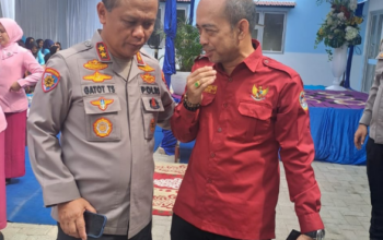 Joni Putera menyampaikan apresiasi kepada Irjen Pol Gatot Try Suryanta di pergantian Kapolda Sumbar