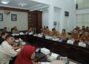 Bupati Asahan menerima laporan kajian Gerai UMKM dan kawasan bisnis baru di eks HGU PT BSP Kisaran