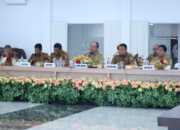 Bupati dan Wakil Bupati Asahan memimpin Rakorpem Pemerintah Kabupaten Asahan di Aula Melati Kantor Bupati