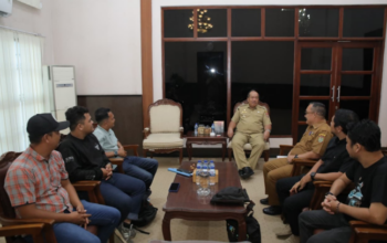 Pengurus Forwakum Asahan-Tanjung Balai audiensi bersama Bupati Asahan Taufik Zainal Abidin Siregar di ruang kerja bupati