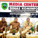 Kepala DPM Pasaman Teddy Martha saat menjelaskan Program PKAN di Media Center Diskominfo Pasaman