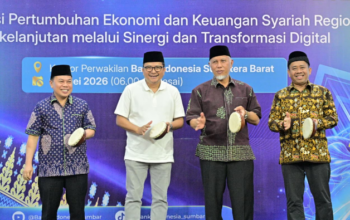 Gubernur Sumbar Mahyeldi Ansharullah menghadiri DAUN Syariah Festival di Kantor BI Sumbar