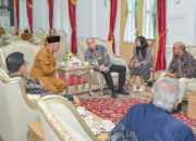 Mahyeldi Terima Dubes India, Sumbar Dorong Investasi Hilirisasi Gambir dan Kerja Sama Kesehatan