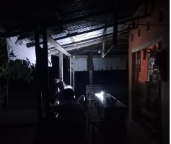 Kondisi gelap di Pesisir Selatan akibat pemadaman listrik PLN tanpa pemberitahuan