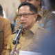 Muhammad Tito Karnavian saat rapat Satgas PRR membahas percepatan pembangunan huntap pascabencana Sumatera di Kompleks Parlemen Senayan Jakarta.