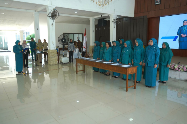 Wakil Bupati Asahan Rianto membuka Rakornis Tim Penggerak PKK Kabupaten Asahan Tahun 2026