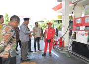 Gubernur Mahyeldi melakukan sidak BBM subsidi di SPBU Kabupaten Tanah Datar dan Solok