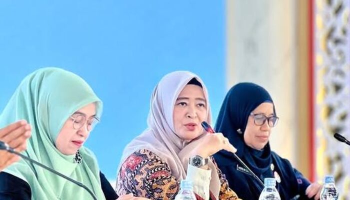 Yesi Endriani Dorong Guru Lebih Peduli Kesehatan Mental Siswa Melalui Bimtek Wali Kelas