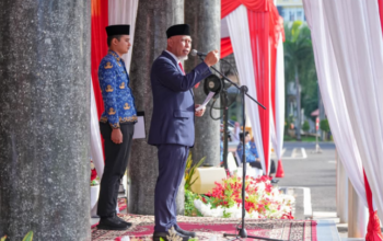 Gubernur Sumatera Barat Mahyeldi Ansharullah memimpin upacara Hari Lahir Pancasila 2026 di Kantor Gubernur Sumbar