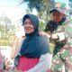 Tangan Sakti Prajurit TNI Ringankan Lelah Warga di TMMD Reguler