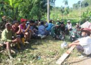 Satgas TMMD Reguler Ke-129 Yon Arhanud 15/DBY Istirahat Makan Siang Bersama Warga, Wujud Kedekatan TNI dengan Rakyat