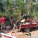 Dukungan Semen Terus Mengalir, Percepat Pembangunan Jalan Cor TMMD di Dusun Kaliwarak