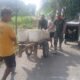 Gerobak Dorong Bantu Angkut Material