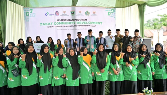 Mahyeldi Luncurkan Kampung Zakat Ampalu untuk Majukan Tenun Nagari