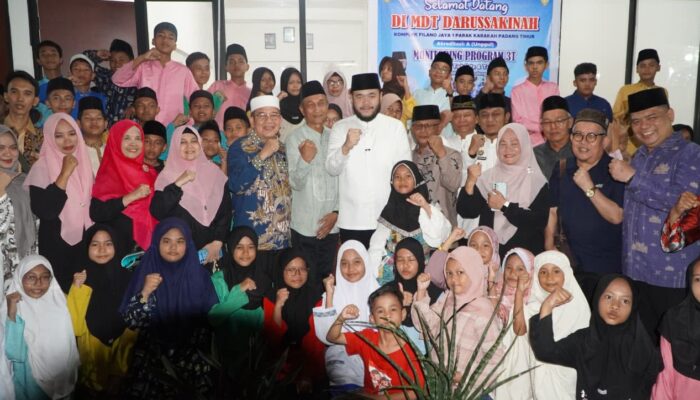 Wali Kota Padang Monitoring Smart Surau di Padang Timur, Ajak Warga Sukseskan HJK ke-357
