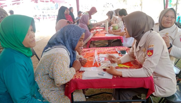 Hadiah Penutup Untuk  Sejuta Masa Depan ; Pemeriksaan dan Pengobatan Gratis dan Menyehatkan Warga Desa Cukil