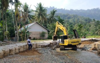 Pemko Padang Perkuat Infrastruktur Jembatan dan Sungai Pascabencana