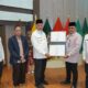 Mahyeldi Serahkan Sertifikat WBTBI, Warisan Budaya Sumbar Diminta Tetap Hidup dan Lestari