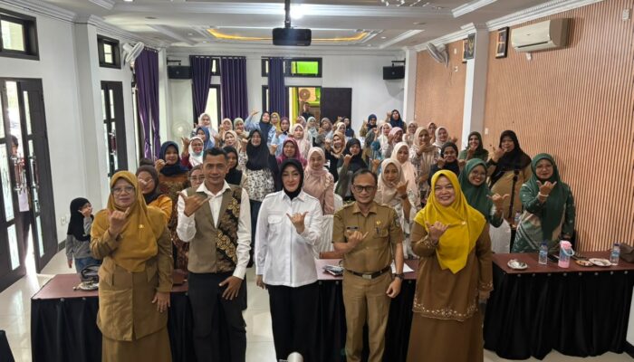 Kader Tribina Padang Panjang Didorong Jadi Mata dan Telinga Pemerintah di Tengah Keluarga