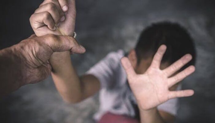 Pelaku Penganiyaan Anak di Sumenep Dituntut 6 bulan