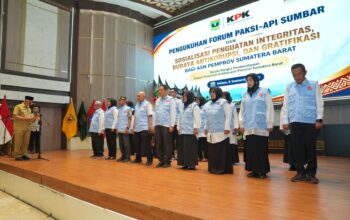 Forum PAKSI Sumbar Dikukuhkan, Mahyeldi Minta Penyuluh Antikorupsi Turun ke Masyarakat