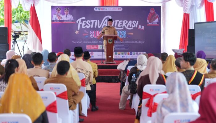 Festival Literasi Sumbar 2026 Dibuka, Mahyeldi Dorong Generasi Muda Jaga Alam dan Budaya