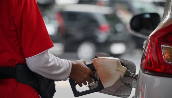 Video Kondisi Pertalite Viral, Pertamina Cek Kualitas BBM di Enam SPBU Sumbar