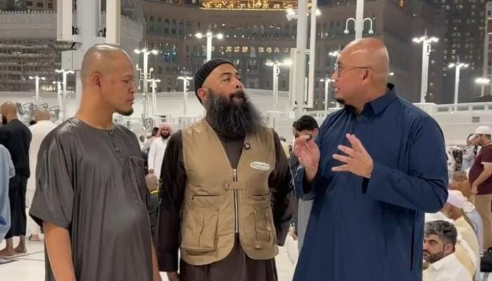 Andre Rosiade Panjatkan Doa dari Mekah, Berharap Hujan Padamkan Karhutla di Indonesia