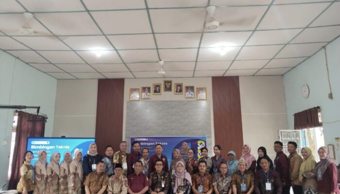 6 Sekolah Ikuti Bimtek Penguat Literasi Numerasi dan Digitalisasi SPMI di SMAN 4 Lahat