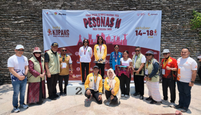 Mahyeldi Beri Semangat Atlet Disabilitas Sumbar di PESONAS II NTT