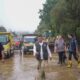 Hari Ketiga Tanggap Darurat, Bupati Solok Pantau Pembersihan Material Banjir Bandang